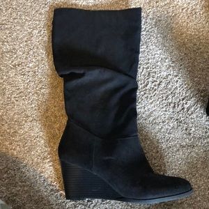 three inch heel boots, black, size 7 1/2 womens